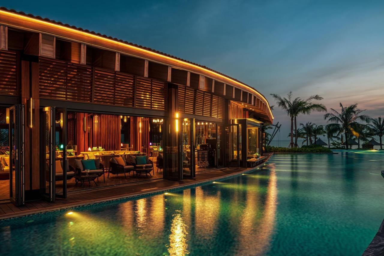 Moevenpick Villas & Residences Phu Quoc Dış mekan fotoğraf The Beach Club
